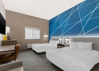 Comfort Inn Ballard-Roosevelt hotel thumbnail 5