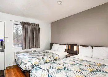 Motel 6 Wethersfield, CT - Hartford hotel thumbnail 7