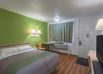 Motel 6 Billings, MT - South hotel thumbnail 7