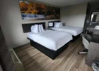 Days Inn by Wyndham Charleston WV hotel thumbnail 4