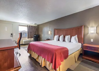 Rodeway Inn Near Hall of Fame hotel thumbnail 8