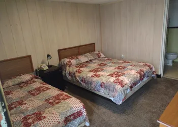 Davis Motel hotel thumbnail 6