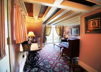 The Olivier House Hotel hotel thumbnail 7