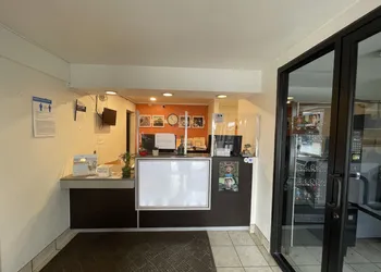 Travelodge by Wyndham Brattleboro VT hotel thumbnail 2