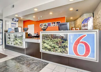 Motel 6 Coos Bay, OR hotel thumbnail 2