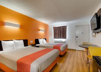 Motel 6 Salina, KS hotel thumbnail 7