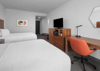 Holiday Inn Express & Suites Midland South I-20 by IHG hotel thumbnail 8