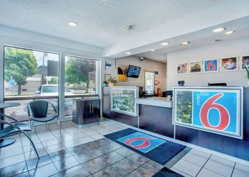 Motel 6 Salem, OR hotel thumbnail 3