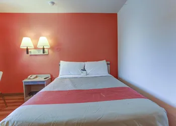 Motel 6 Grants Pass, OR hotel thumbnail 6