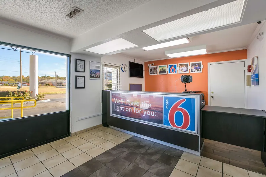 Motel 6 Dothan, AL hotel detail image 2