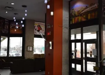 Premium Inn & Suites Calgary Airport hotel thumbnail 6