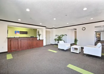 Studio 6 Plano, TX - Dallas - Plano Medical Center hotel thumbnail 2