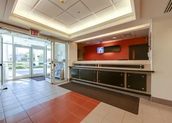 Motel 6 Mississauga, ON - Toronto hotel thumbnail 2