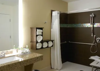 Holiday Inn Express & Suites Pocatello by IHG hotel thumbnail 5