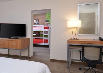 Holiday Inn Express & Suites Pocatello by IHG hotel thumbnail 6