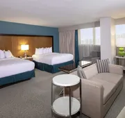 DoubleTree by Hilton Hotel Jacksonville Airport hotel detail image 5