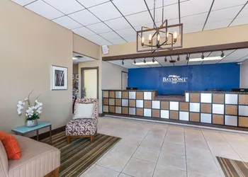Baymont by Wyndham Sarasota hotel thumbnail 3