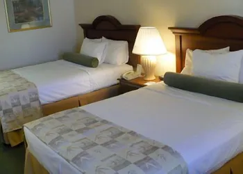 Baymont by Wyndham Sarasota hotel thumbnail 5