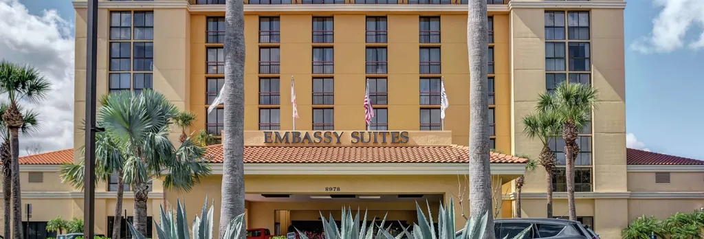 Hotel photo 1 of 40