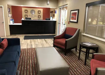 Comfort Inn Wichita Falls Near University hotel thumbnail 2