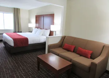 Comfort Inn Wichita Falls Near University hotel thumbnail 6