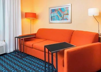 Fairfield Inn & Suites Victoria hotel thumbnail 7