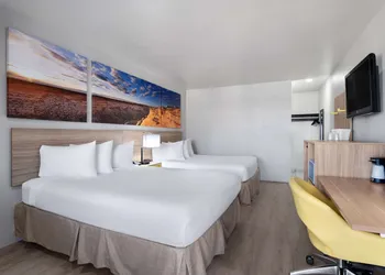 Days Inn by Wyndham Las Vegas Airport Near the Strip hotel thumbnail 3