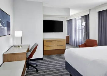 Courtyard By Marriott Nashville Downtown hotel thumbnail 8