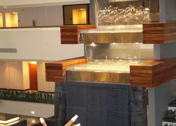 DoubleTree by Hilton Fresno Convention Center hotel thumbnail 2
