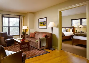 Green Mountain Suites Hotel hotel thumbnail 7