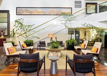 Luana Waikiki Hotel & Suites hotel thumbnail 7
