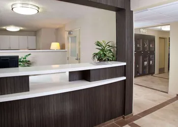 Sonesta Simply Suites Plano Frisco hotel thumbnail 2