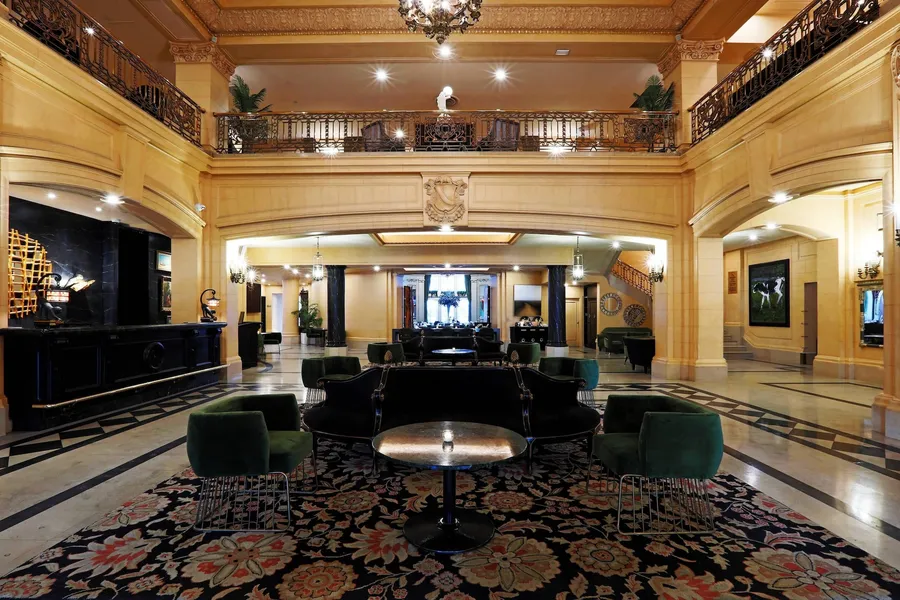The Fort Garry Hotel, Spa and Conference Centre, an Ascend Collection Hotel hotel detail image 2