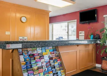 Rodeway Inn Fallbrook Downtown hotel thumbnail 4