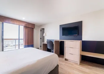 The Jordan Ramada by Wyndham hotel thumbnail 5