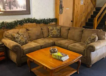 Adirondack Lodge Old Forge hotel thumbnail 5