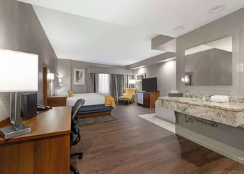 Best Western on the Avenue hotel thumbnail 6