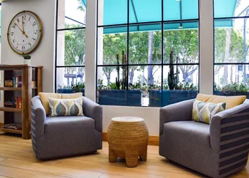 Beachside Inn hotel thumbnail 4