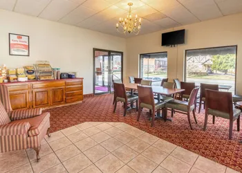Econo Lodge Middlesboro hotel thumbnail 4