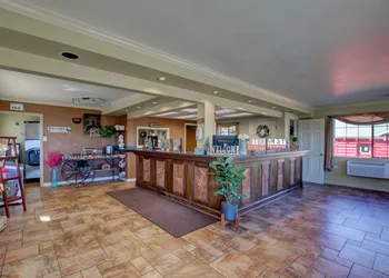 Lake View Lodge hotel thumbnail 2