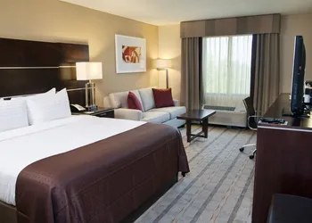Holiday Inn Charlotte Airport by IHG hotel thumbnail 6