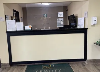 Quality Inn Williamston hotel thumbnail 3