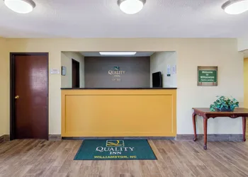 Quality Inn Williamston hotel thumbnail 4