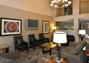 Comfort Inn & Suites Alexandria West hotel thumbnail 3