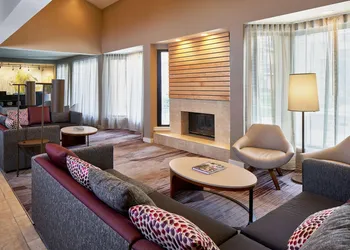 Sonesta Select Miami Lakes hotel thumbnail 2