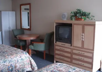 Royal Inn hotel thumbnail 2