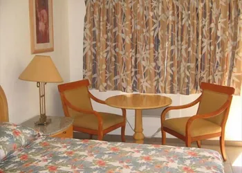 Royal Inn hotel thumbnail 5