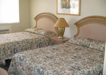 Royal Inn hotel thumbnail 6