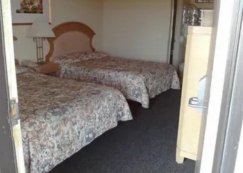 Royal Inn hotel thumbnail 8