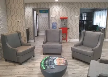 Clarion Pointe - Greensboro Coliseum Area hotel thumbnail 6